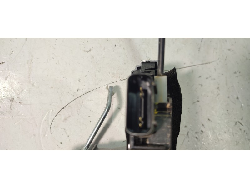 CERRADURA PUERTA TRASERA DERECHA 81420C8020  - imagen 4