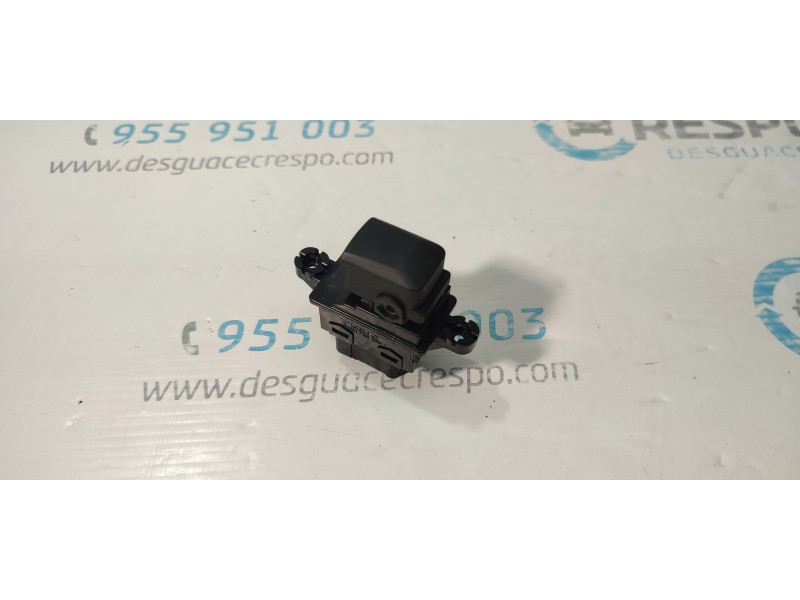 MANDO ELEVALUNAS TRASERO DERECHO  - imagen 1