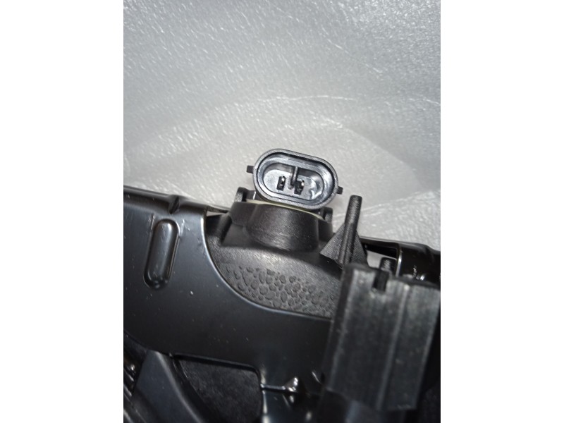 FARO ANTINIEBLA IZQUIERDO 922013K000  - imagen 4