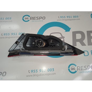 PILOTO TRASERO IZQUIERDO INTERIOR  - miniatura 4