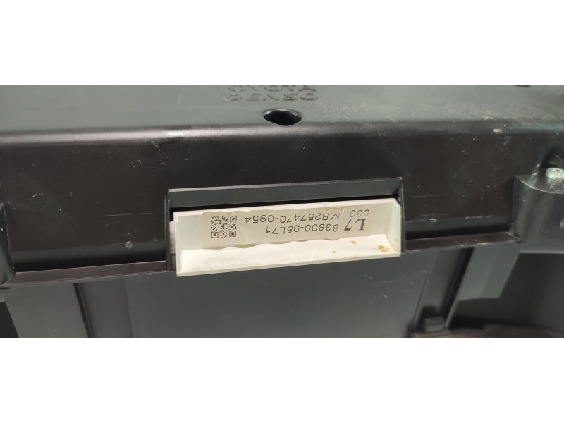 CUADRO INSTRUMENTOS 8380005L71  - imagen 2