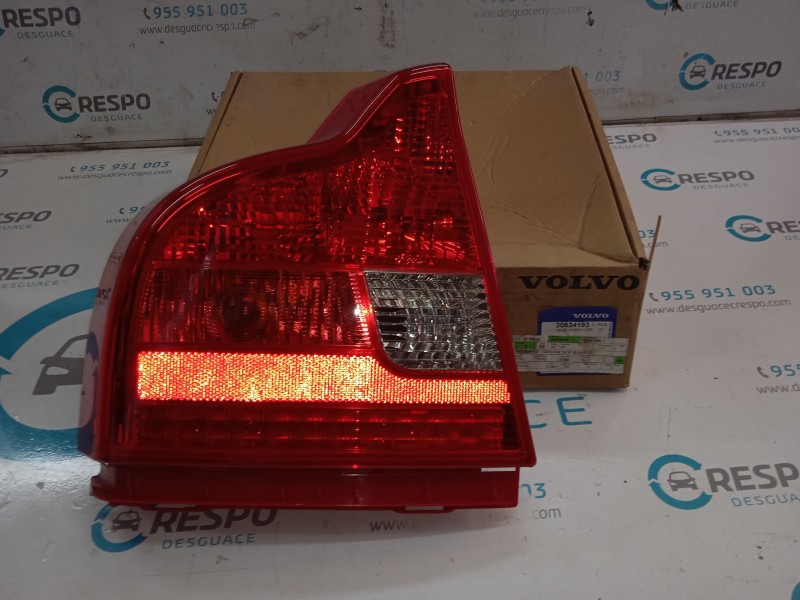 PILOTO TRASERO IZQUIERDO 30634193  - imagen 1