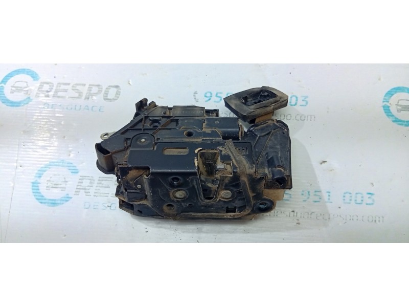 CERRADURA PUERTA DELANTERA DERECHA 5K1837016E  - imagen 2