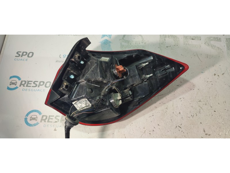 PILOTO TRASERO IZQUIERDO 92401C8800  - imagen 2