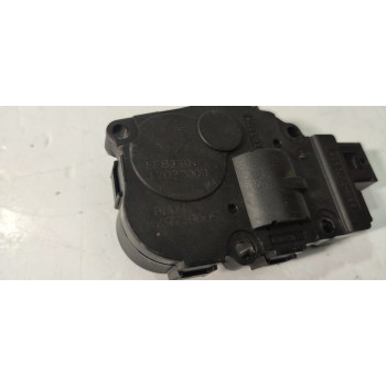 MOTOR APERTURA TRAMPILLAS CLIMATIZADOR K9749005  - miniatura 2