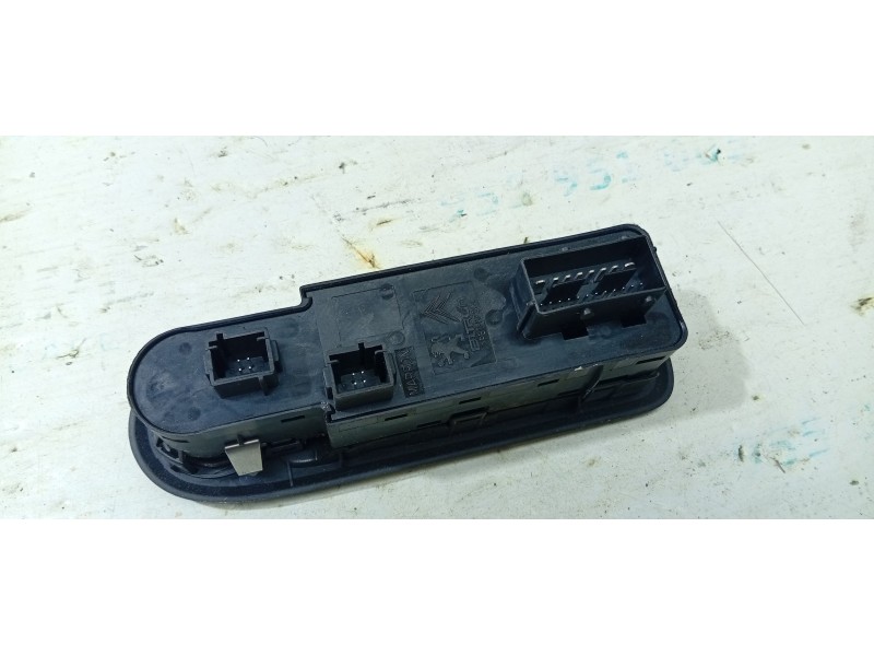 MANDO ELEVALUNAS DELANTERO IZQUIERDO 98026370ZD  - imagen 3