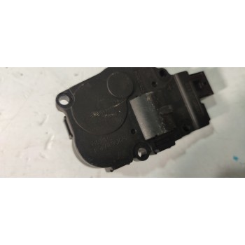 MOTOR APERTURA TRAMPILLAS CLIMATIZADOR K9749005  - miniatura 2