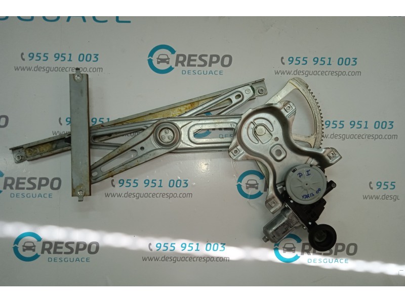 ELEVALUNAS DELANTERO DERECHO 857100D100  - imagen 1