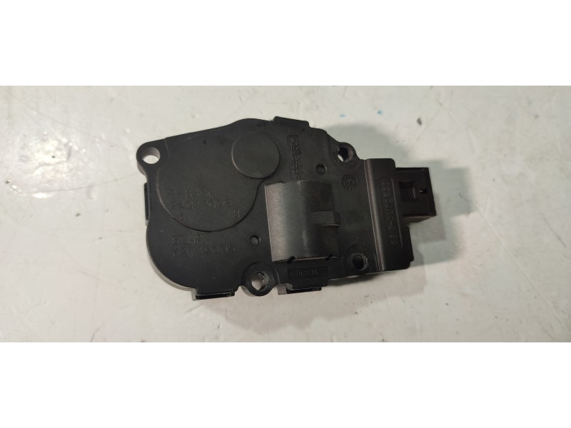 MOTOR APERTURA TRAMPILLAS CLIMATIZADOR K9749005  - imagen 1
