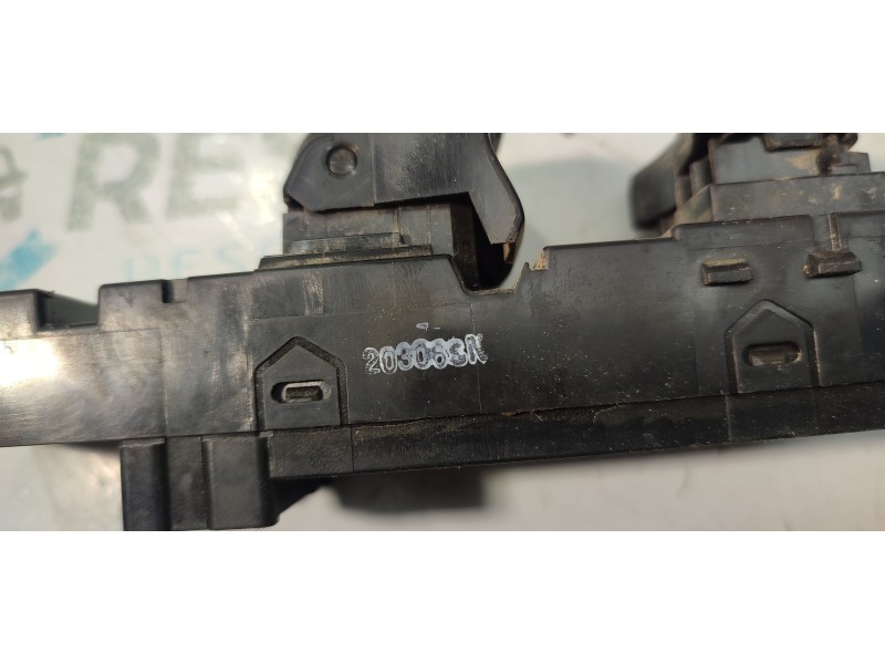 MANDO ELEVALUNAS DELANTERO IZQUIERDO  - imagen 2