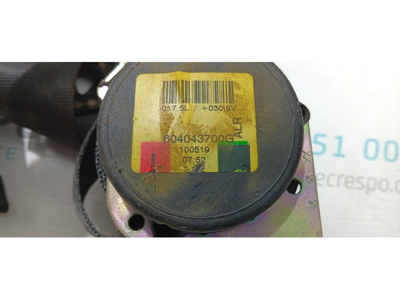 CINTURON SEGURIDAD TRASERO IZQUIERDO 604043700G  - imagen 2
