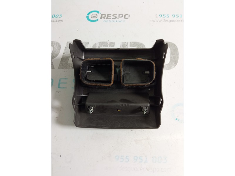 REJILLA AIREADORA 8X235467446A  - imagen 2