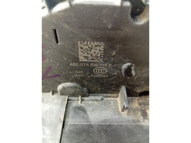 CERRADURA PUERTA TRASERA DERECHA 5TA839016E / 5TA839016Q  - imagen 2