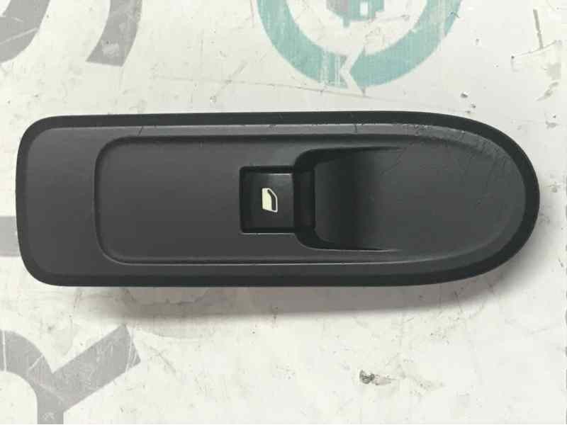 MANDO ELEVALUNAS DELANTERO DERECHO 96565184XT  - imagen 1