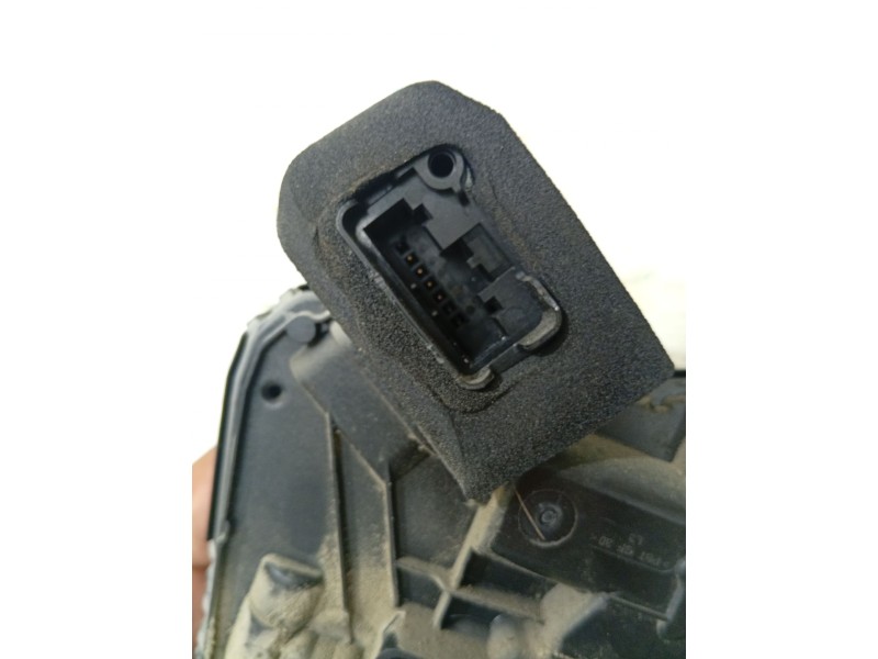 CERRADURA PUERTA TRASERA IZQUIERDA 5TA839015E / 5TA839015Q  - imagen 4