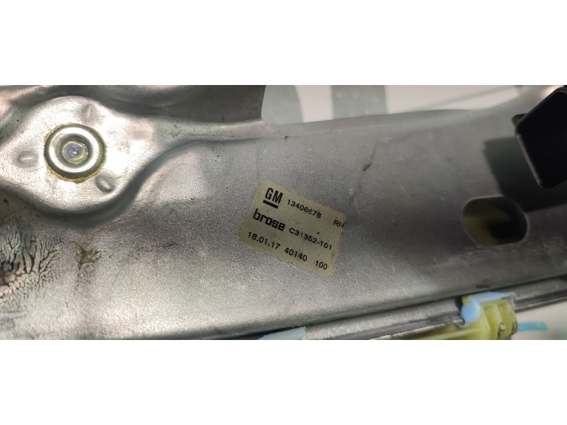 ELEVALUNAS TRASERO DERECHO 13406678  - imagen 3