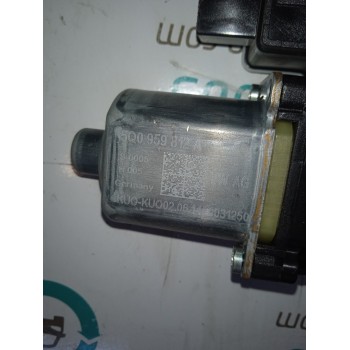 MOTOR ELEVALUNAS TRASERO DERECHO 5Q0959812A  - miniatura 3