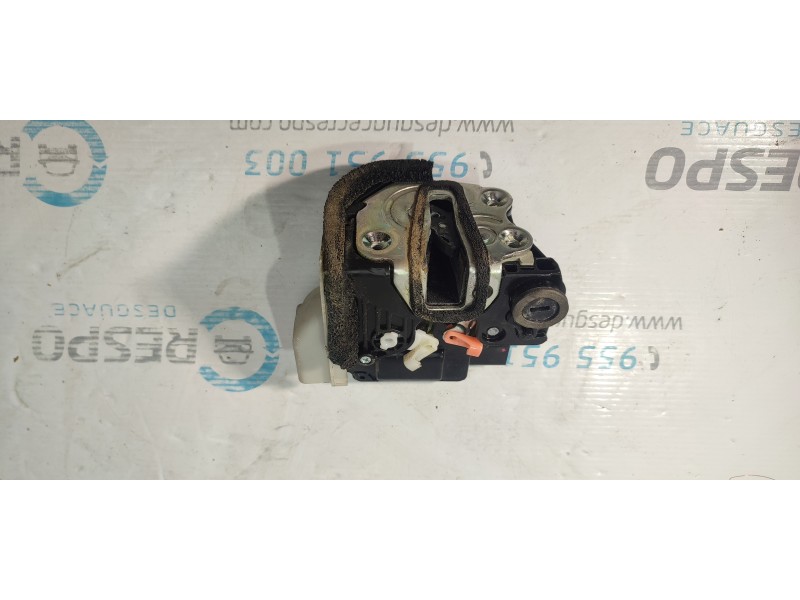 CERRADURA PUERTA TRASERA DERECHA  - imagen 2