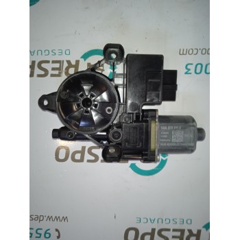 MOTOR ELEVALUNAS TRASERO IZQUIERDO 5Q0959811A  - miniatura 2