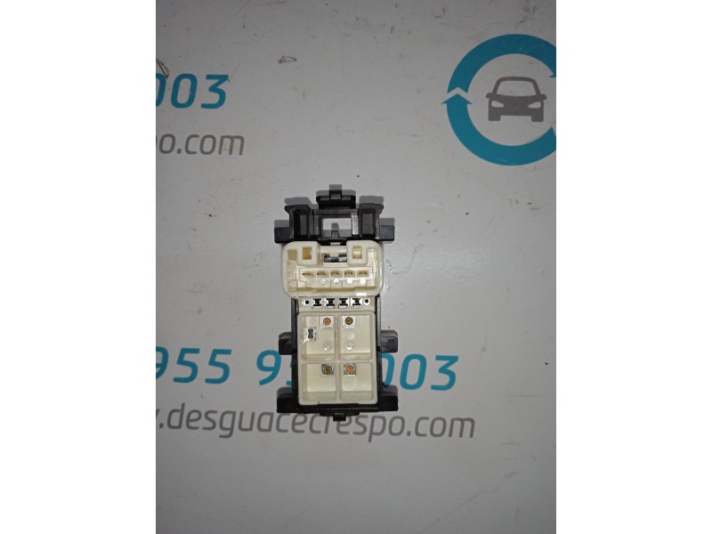 MANDO ELEVALUNAS TRASERO DERECHO 8292L42  - imagen 2