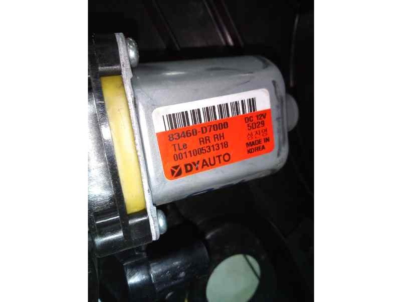 ELEVALUNAS TRASERO DERECHO 83460D7000  - imagen 2