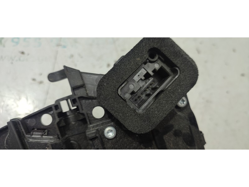 CERRADURA PUERTA TRASERA DERECHA 10A839016B  - imagen 5