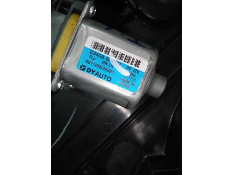 ELEVALUNAS TRASERO IZQUIERDO 83450D7000  - imagen 2