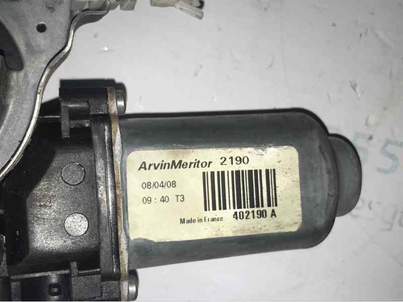 ELEVALUNAS TRASERO DERECHO 402190A 2190  - imagen 2