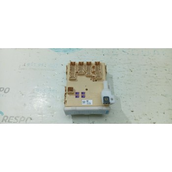 CAJA RELES / FUSIBLES 8273042801 