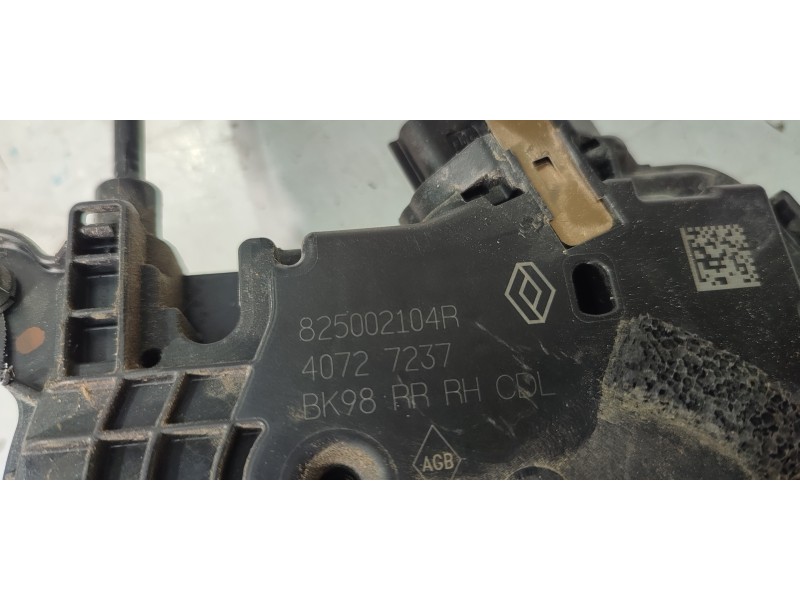 CERRADURA PUERTA TRASERA DERECHA 825002104R  - imagen 3