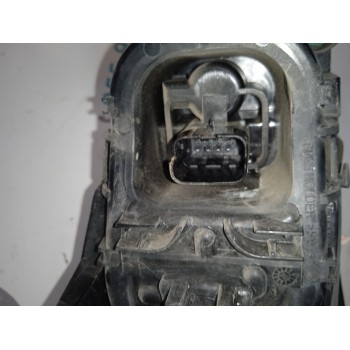 PILOTO TRASERO DERECHO 265509846R  - miniatura 2