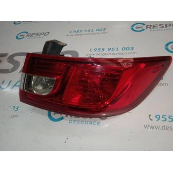 PILOTO TRASERO DERECHO 265509846R  - miniatura 3