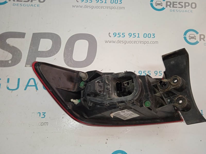 PILOTO TRASERO DERECHO 265509846R  - imagen 5