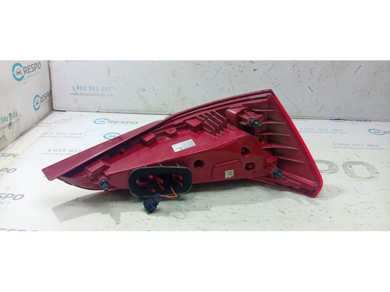 PILOTO TRASERO DERECHO 8R0945094A  - imagen 4