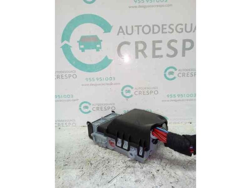 CAJA RELES / FUSIBLES 13222786  - imagen 2