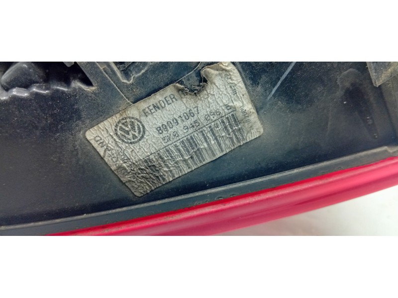 PILOTO TRASERO DERECHO 5K0945096E  - imagen 2