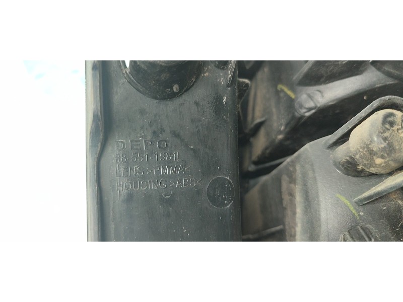 PILOTO TRASERO IZQUIERDO 085511981L  - imagen 3