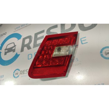 PILOTO TRASERO DERECHO INTERIOR A2129060458 