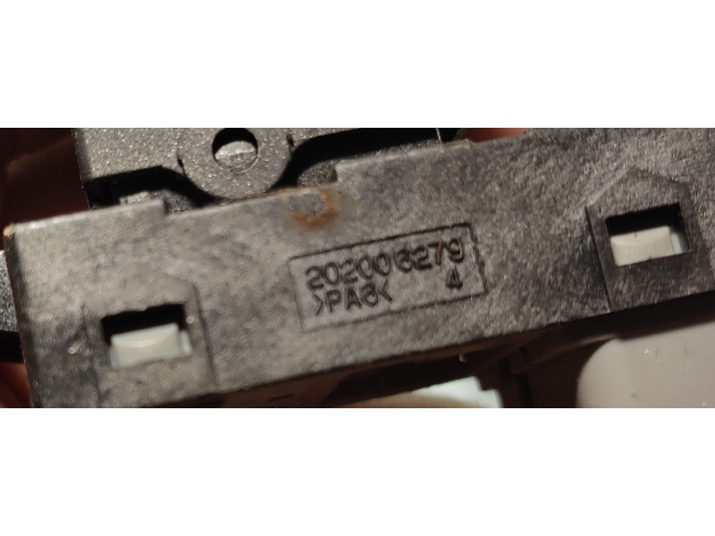 MANDO ELEVALUNAS TRASERO DERECHO 202006279  - imagen 2