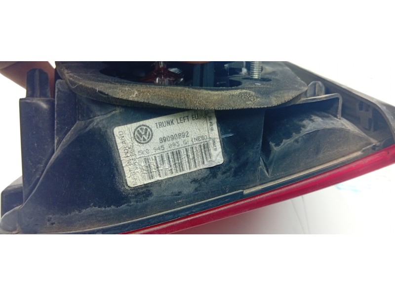 PILOTO TRASERO IZQUIERDO INTERIOR 5K0945093G  - imagen 2