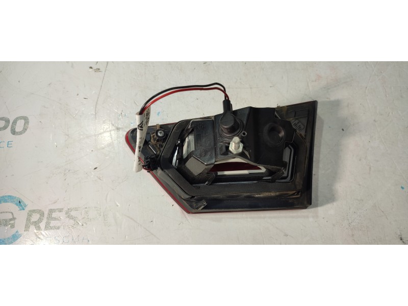 PILOTO TRASERO IZQUIERDO INTERIOR 265552424R  - imagen 3