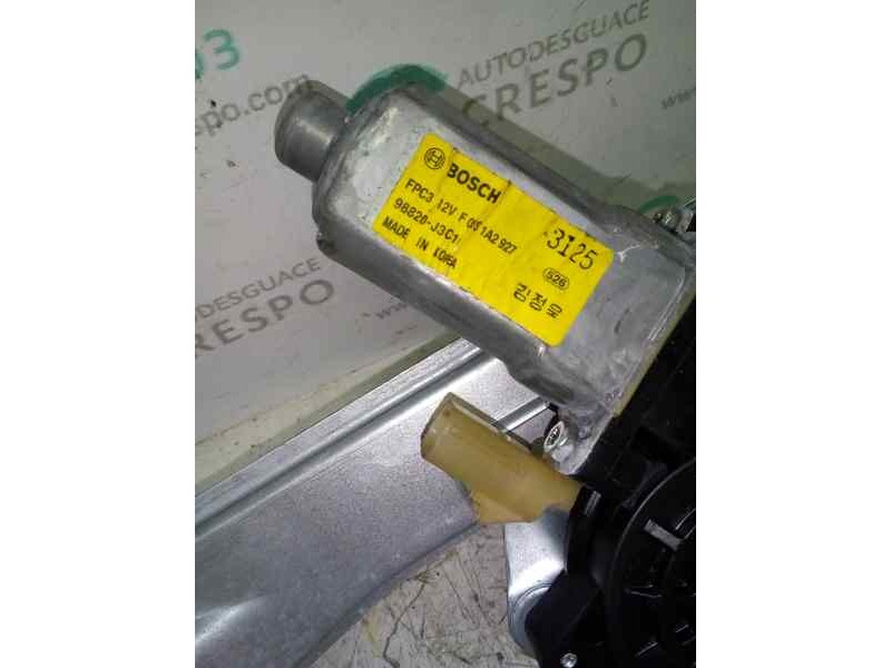 ELEVALUNAS TRASERO IZQUIERDO 98820J3C10  - imagen 2