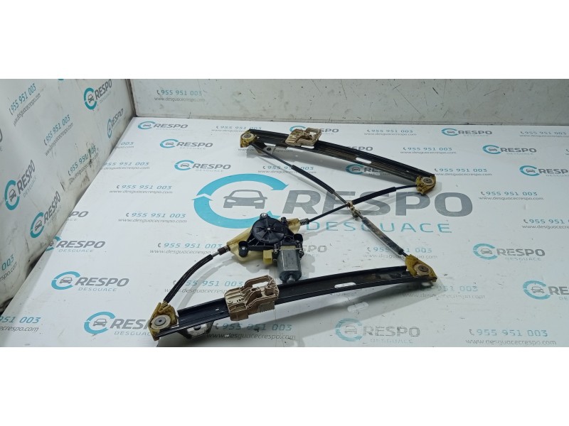 ELEVALUNAS DELANTERO DERECHO 5Q0959802B  - imagen 1