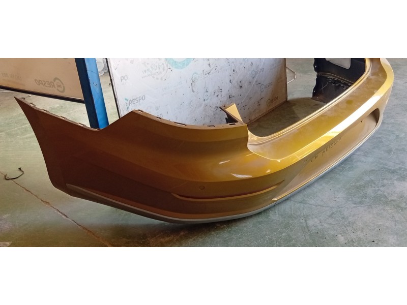 PARAGOLPES TRASERO  - imagen 3