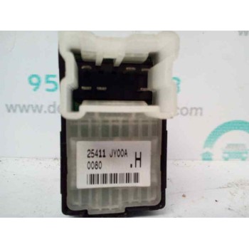 MANDO ELEVALUNAS DELANTERO DERECHO 25411JY00A  - miniatura 2