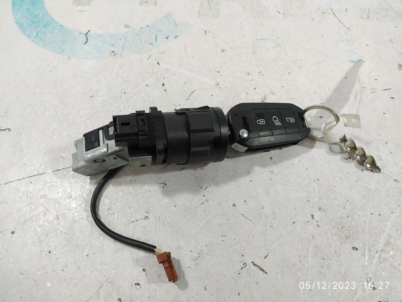 CONMUTADOR DE ARRANQUE 1358  - imagen 1