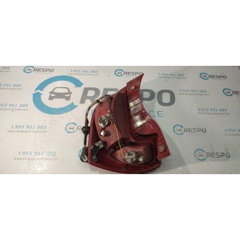 PILOTO TRASERO IZQUIERDO 924011Y0  - miniatura 2