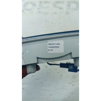 LUZ INTERIOR 3B0947105C  - miniatura 3