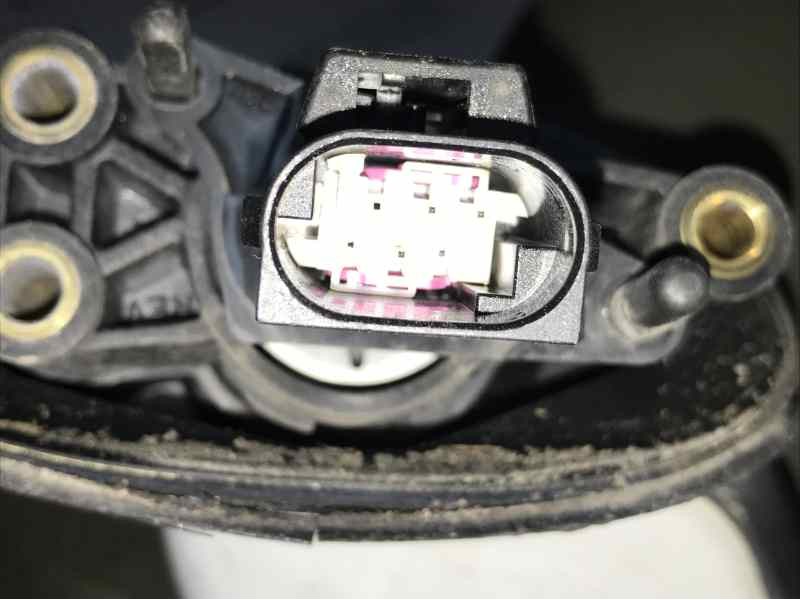 RETROVISOR DERECHO  - imagen 2