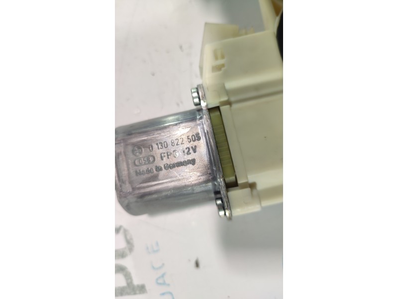 ELEVALUNAS TRASERO IZQUIERDO A2048200542  - imagen 3